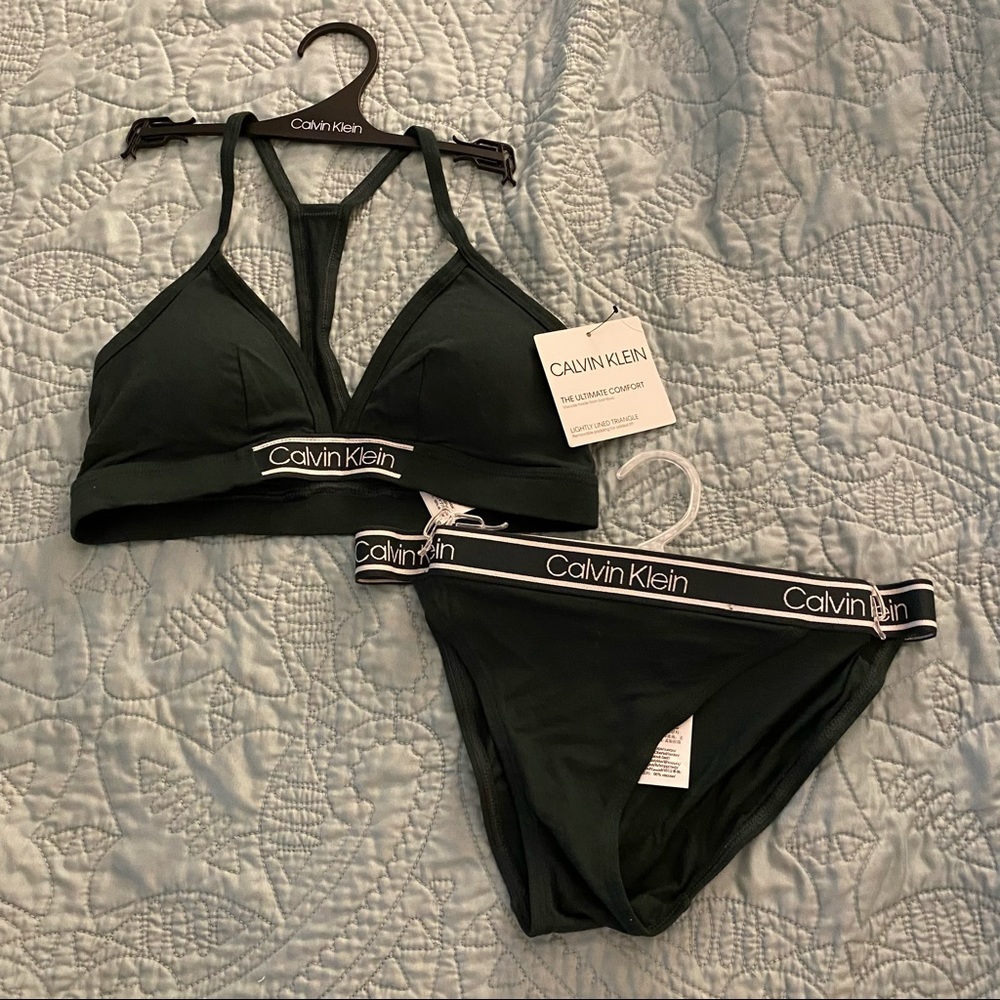 NWT Calvin Klein Bra (S) and Panties (M)